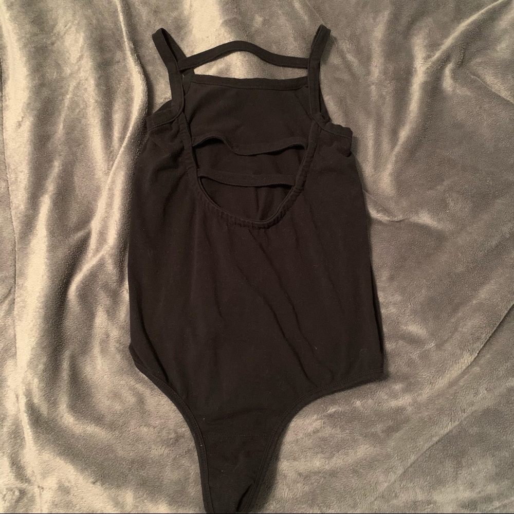 Black cutout bodysuit🖤